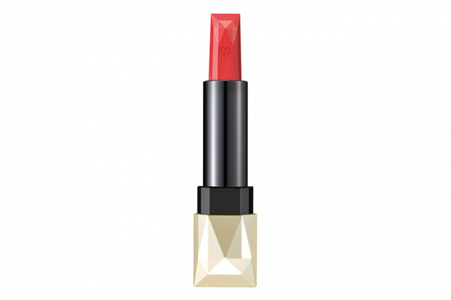 Помада Cle de Peau Beaute Японская марка выбрала себе название «Ключик для кожи», но эта отмычка подходит и к дверям лучших универмагов: недавно