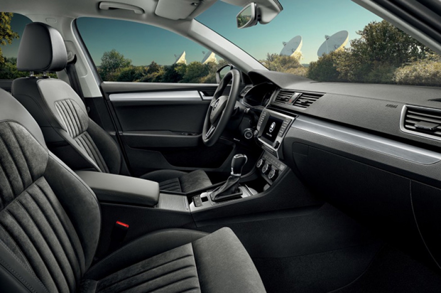 Если сложить переднее пассажирское сиденье, то в Superb можно перевезти предмет длиной 3,1 метра.