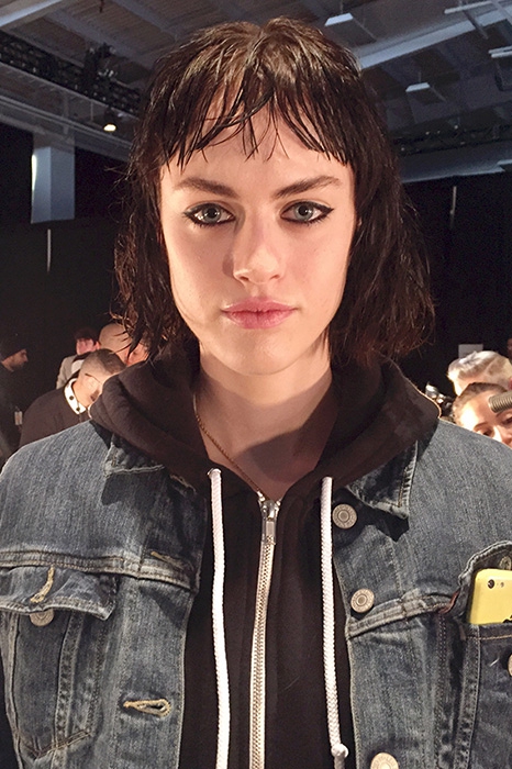 Эффект мокрых волос на показе Marc Jacobs, осень-зима 2015