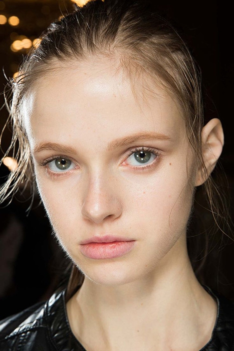 «Baby hair» на показе Stella McCartney, осень-зима 2015