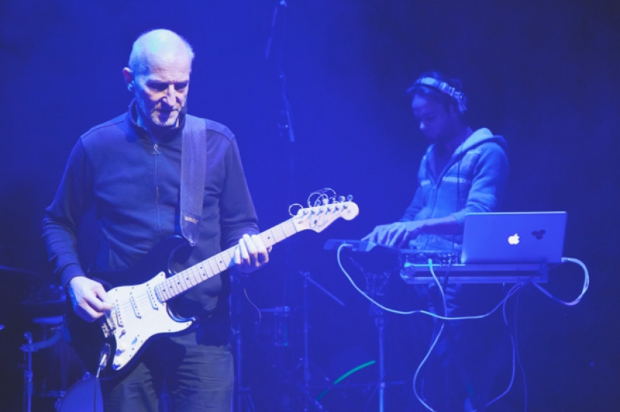 Концерт Петра Мамонова и «Совершенно новых Звуков Му» Петр Мамонов, для нового спектакля про Незнайку собрал команду молодых музыкантов. Сам Петр