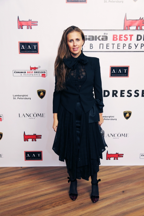 Анна Нова в Dries van Noten