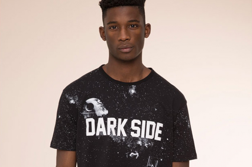 Футболка Pull & Bear, 1 299 руб. (Pull & Bear)