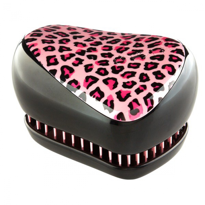 Щетка для волос TangleTeezer, от 1200 р. (Giorgio Lab, ТРК «Мегацентр Горизонт») Звезда в мире щеток волос и мечта почти каждой девушки. Считается