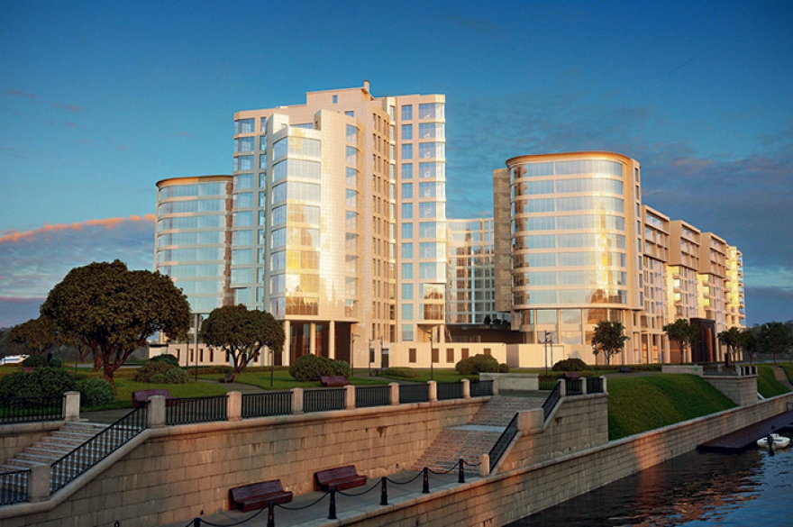 В октябре прошлого года мировая звезда в компании партнера по архитектурному бюро YOO Джона Хитчкокса и жены Жасмин приехала в Петербург — осуществить