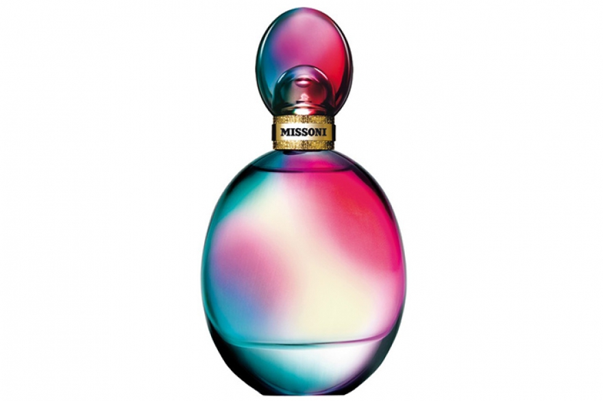 Missoni, Missoni Энергичное разноцветье фирменных полосок семья Миссони уже конденсировала в духи и двадцать лет назад имела успех в этом нелегком