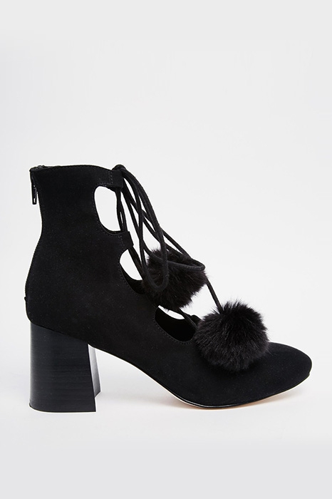 Бомбер Zara, 3 999 руб.