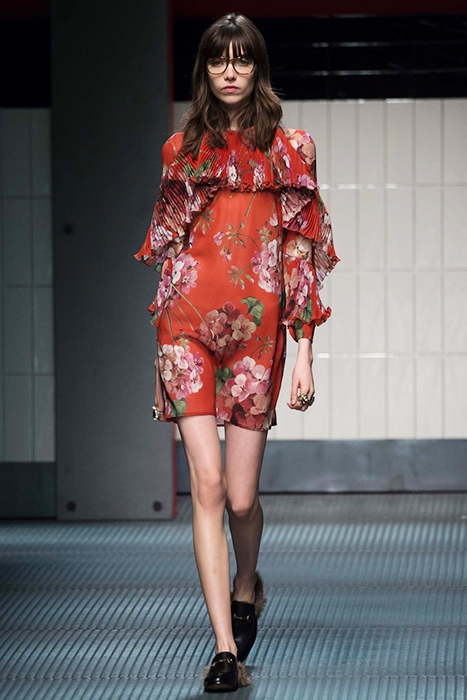 Gucci, 176 000 руб.