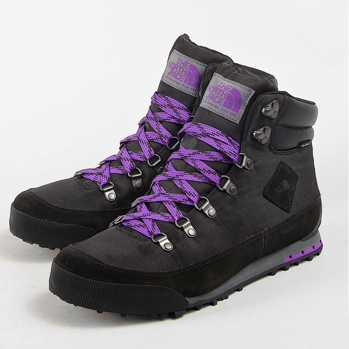 The North Face, 8 990 руб. (Mint Store)