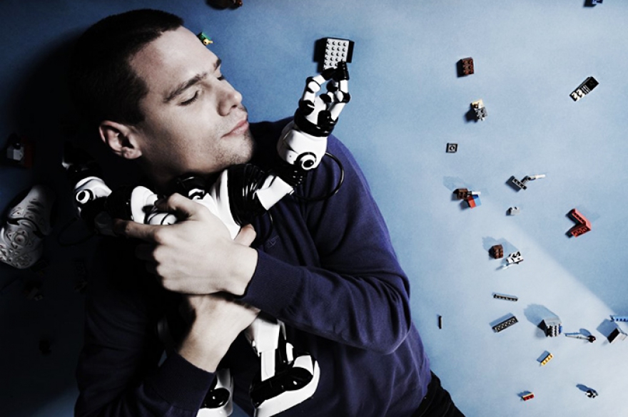 Вечеринка Dogma от команды Special Case Event Перед Днем святого Валентина команда Арама Мантаны традиционно собирает друзей на тусовку, на этот раз в