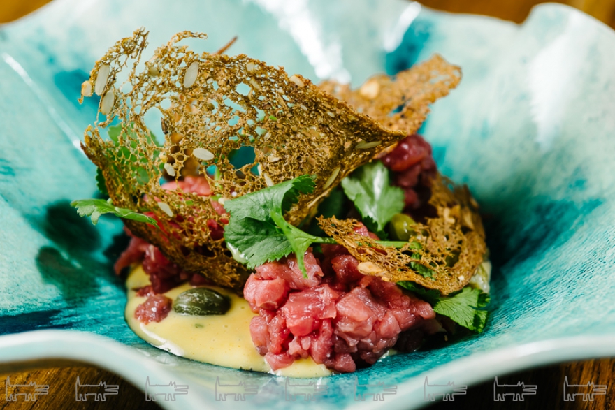 Тартар с горчичным соусом в "Тартар-баре"