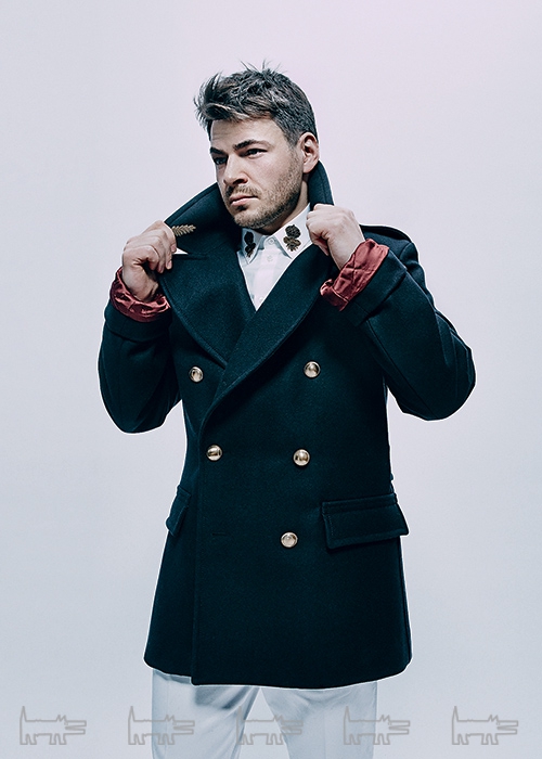 Сорочка Dolce & Gabbana, бушлат Fidelity (Code7), брюки Gucci (ДЛТ)