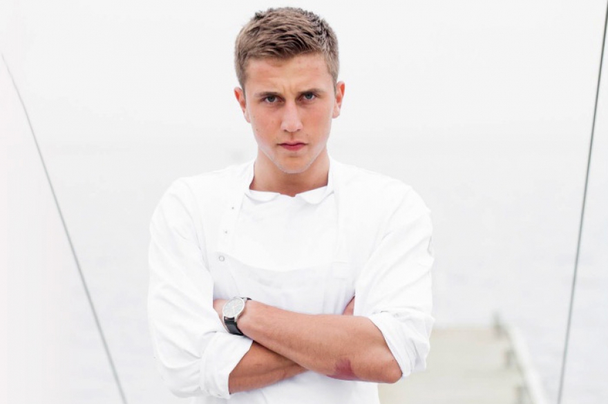 Владислав Корпусов 25 лет Снова миксуя реалити «Адская кухня» и шоу «Холостяк», PMI bar проводил в свободное плавание голубоглазого Ивана Березуцкого