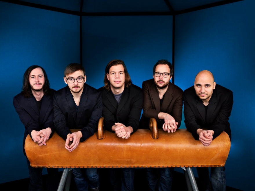 29 февраля Не успел Roсkstar Bar отойти от афтепати субботнего «Хароката», как туда приезжают гости из Швейцарии - команда PommelHorse. Группа состоит