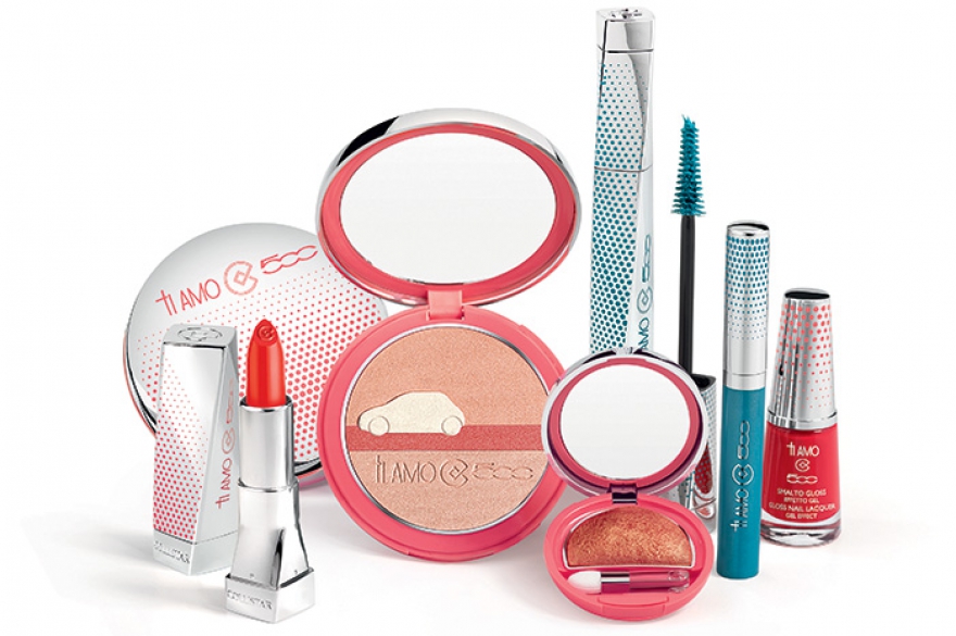 Коллекция Collistar x Fiat 500 Хотя названия средств летней коллекции на разные лады поют «Забирай меня скорей, увози за сто морей», они