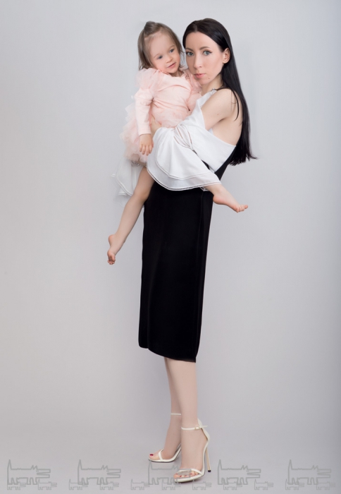 Виктория Терешкина и дочь Милада (2 года)