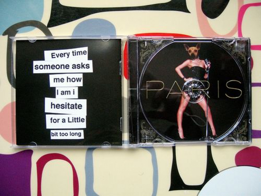 Осенью 2006 года в нескольких лондонских магазинах Бэнкси незаметно заменил диски с альбомом певицы Пэрис Хилтон на диски с сорокаминутной песней