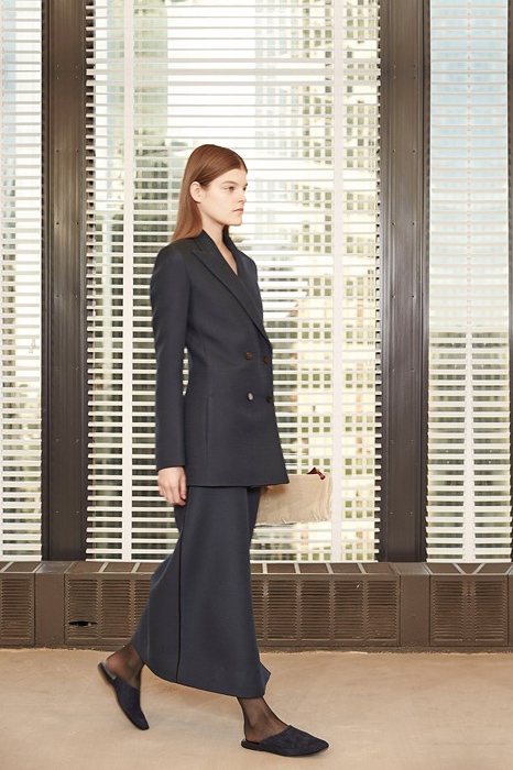 Тапки The Row, 45 000 руб.