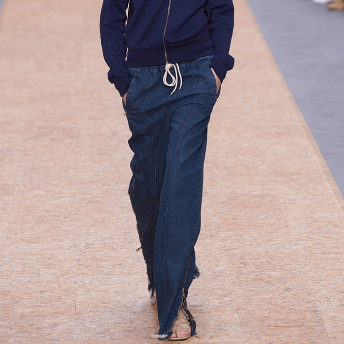 Брюки Chloe, 39 090 руб. (ДЛТ)