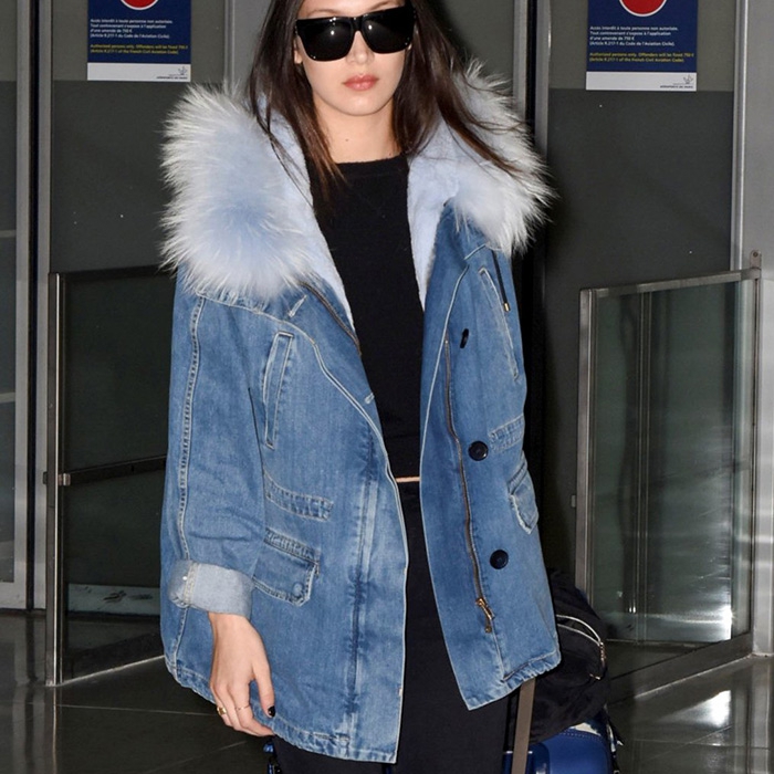 Белла Хадид в джинсовой парке Yves Salomon