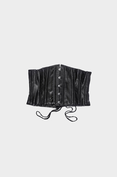 Корсет из круглосуточного секс-шопа в Нью-Йорке, найденный редакцией NYtimes