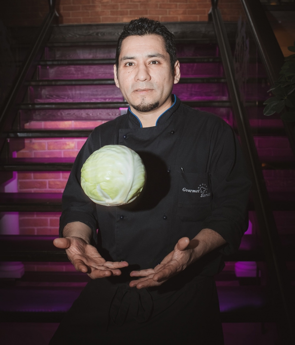 Элиас лично готовил для таких известных людей, как Жан-Клод ван Дамм, Джим Керри, Мерил Стрип, Никита Михалков и других.