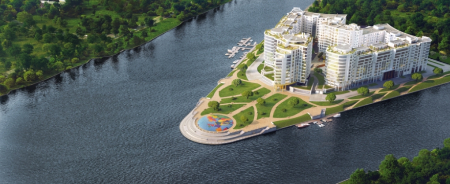 Собственная шестисотметровая набережная — самый крупный реализованный береговой проект в городе.