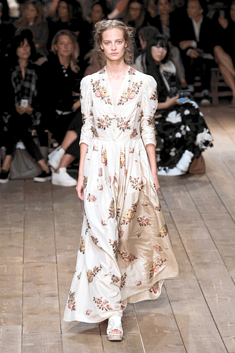 Alexander McQueen, 390 000 руб.