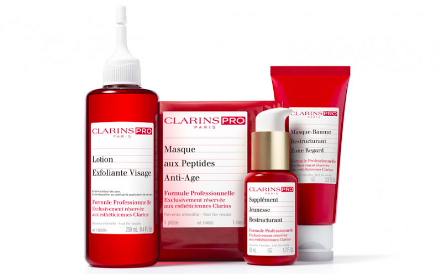 В других, более многочисленных спа Clarins, в том числе на Невском, 27, косметологи работают на средствах ClarinsPRO — по сравнению с основной линей