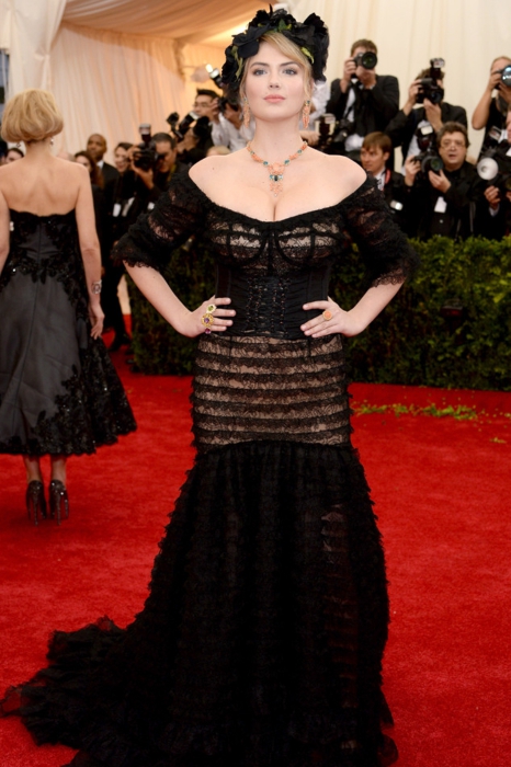 Кейт Аптон в Dolce & Gabbana, 2014 год