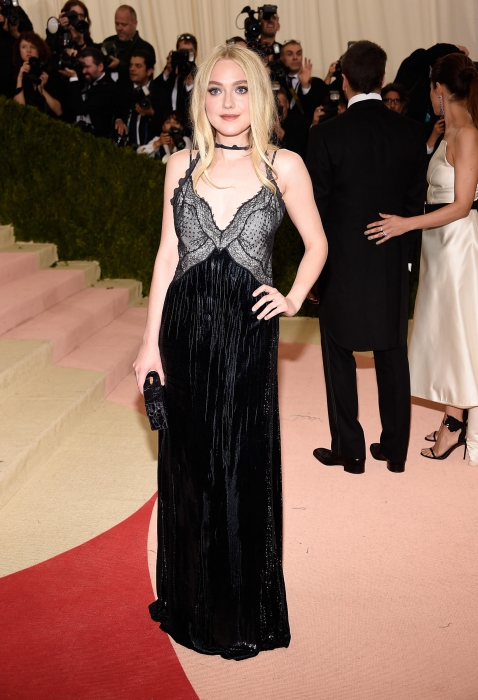 Дакота Фаннинг в Nina Ricci