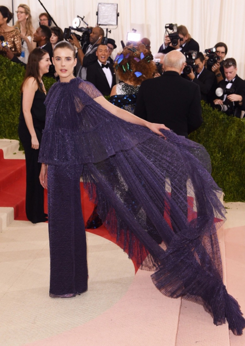 Агнесс Дейн в Kenzo