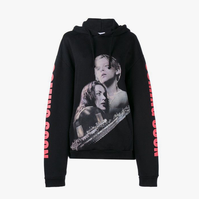 Vetements, 44 800 руб. (DayNight)