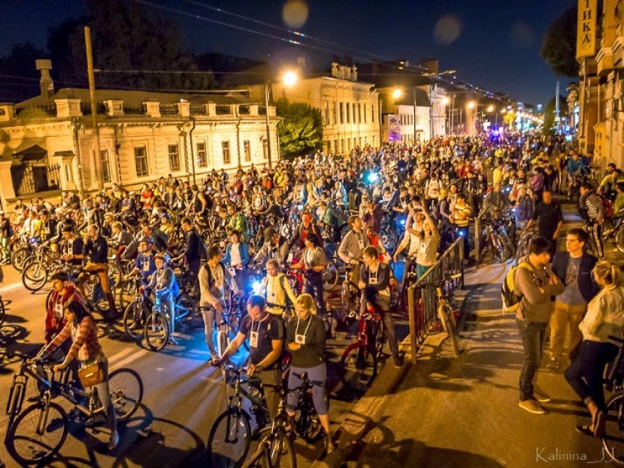 Суббота, 21 мая Участники грядущей велоночи не только проедутся по ночной Казани, но и узнают об авиационной промышленности города в 1930-1940-х годах