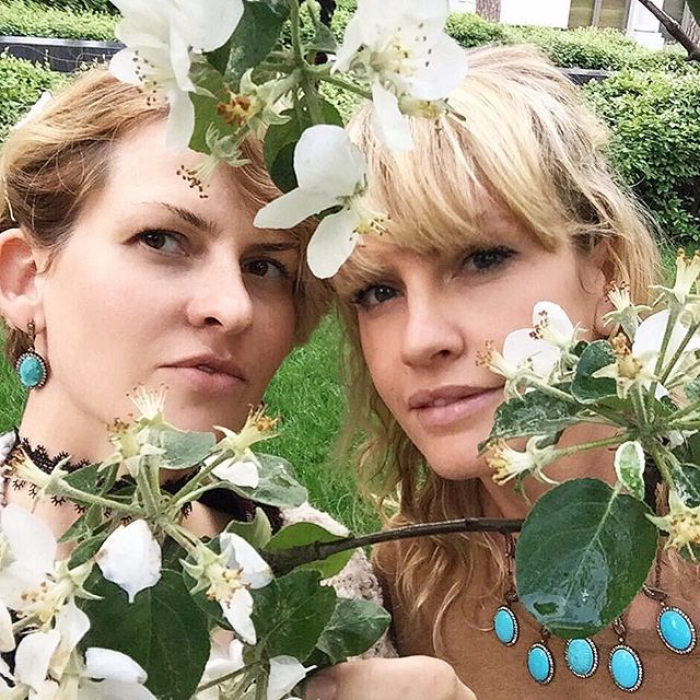 Полина Киценко и Яна Расковалова