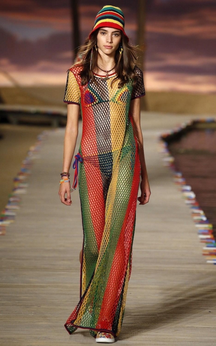 Tommy Hilfiger, 64 000 руб. (Tommy Hilfiger)