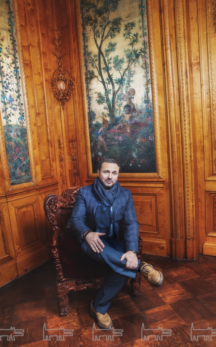 Брюки, пиджак и шарф Corneliani (Corneliani)