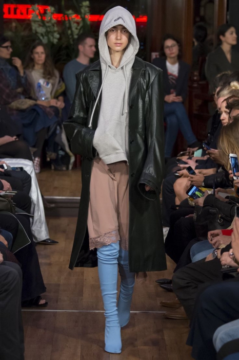 ДА: коллекция Vetements