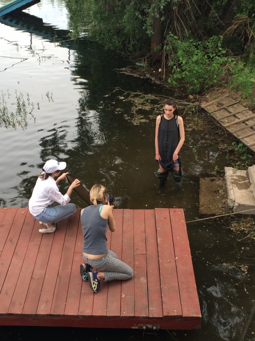 В каких только неизведанных локациях не приходится побывать ради красивого кадра