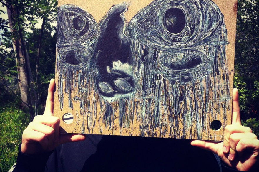 Пятница, 15 июля В «Штабе» открывается новая выставка в рамках проекта Young artist run free. Американский художник под псевдонимом Aleshka отлично