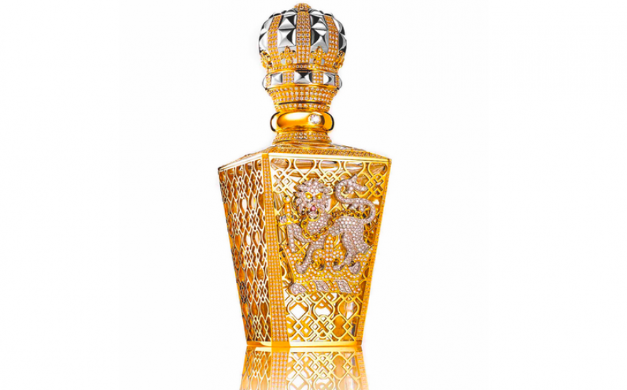 No.1, Clive Christian