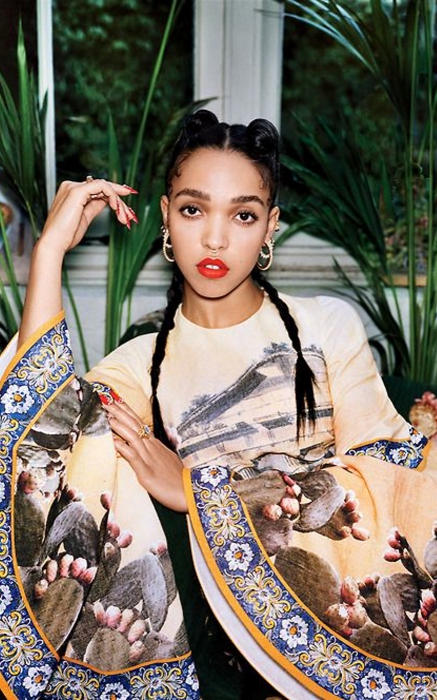 Обвешиваемся металлом, золотом, как FKA Twigs