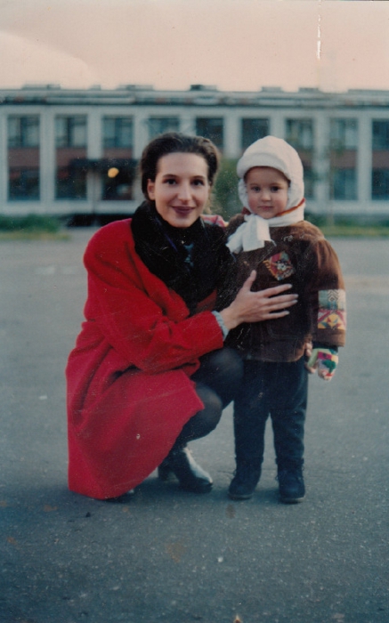 Анжелика Бутусова с ребенком