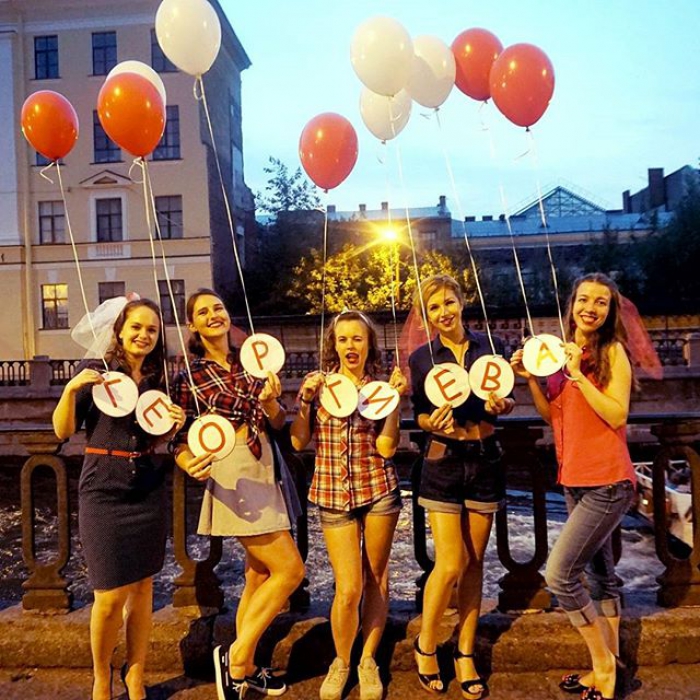 (Девичник Ксении Брандт)