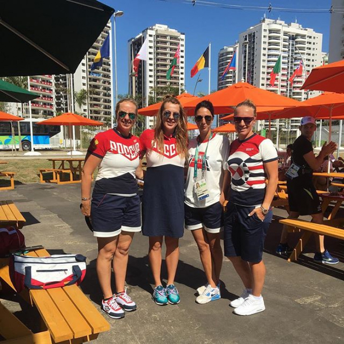 Евгения Манюкова, Анастасия Павлюченкова, Анастасия Мыскина, Светлана Кузнецова