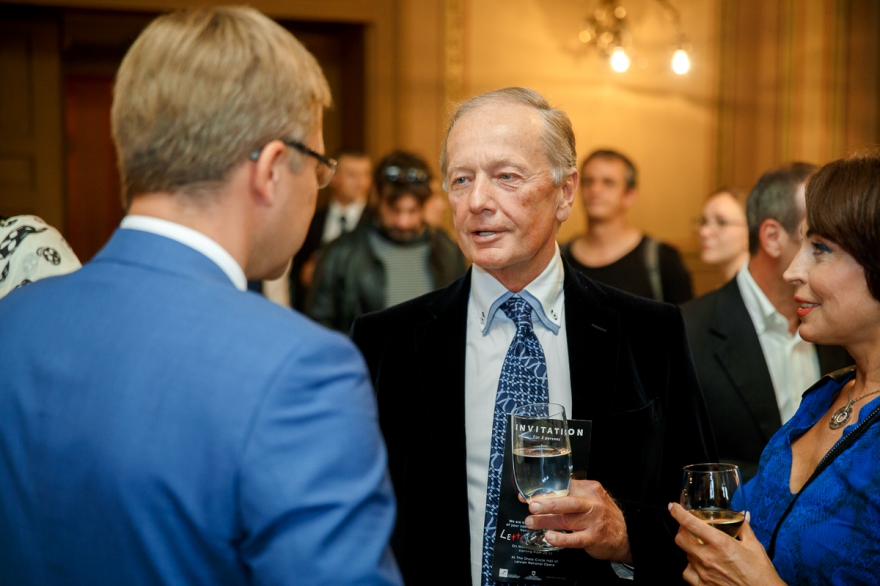 Михаил Задорнов