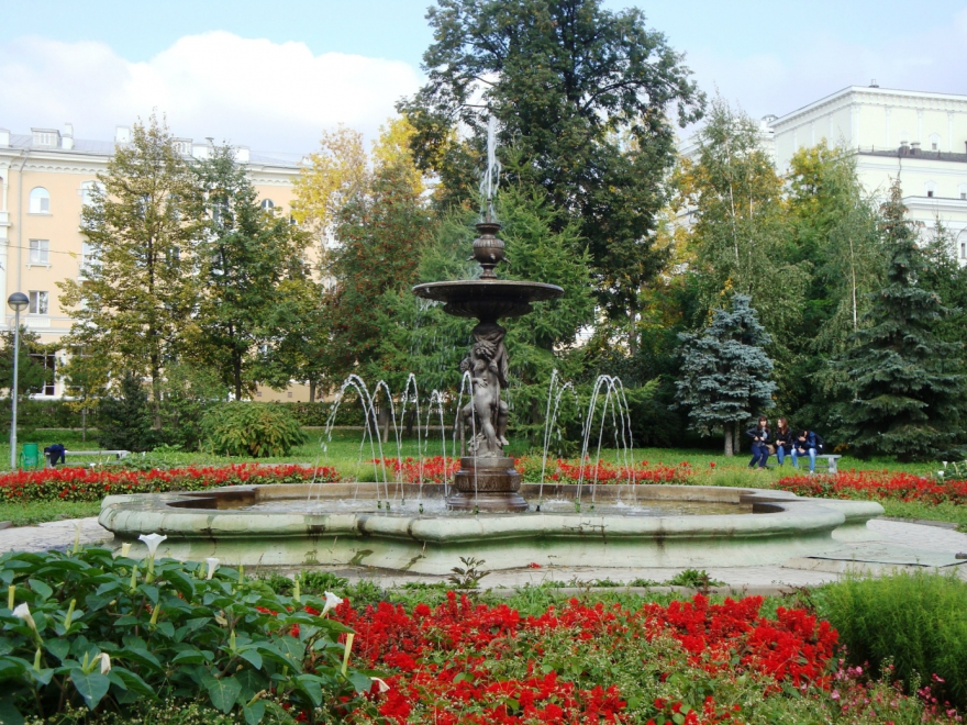 Времени у меня мало и оно все расписано по часам, поэтому проводить остатки дня - только с детьми в парках или дома.