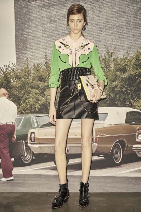 Coach 1941, весна 2017