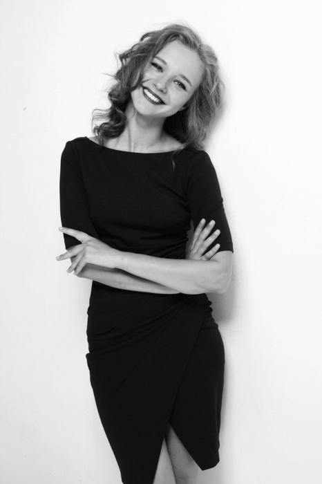 Любовь Константинова, главная героиня клипа «Сиськи»