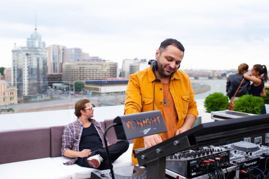 Арам Мантана на крыше ресторана «Москва City»